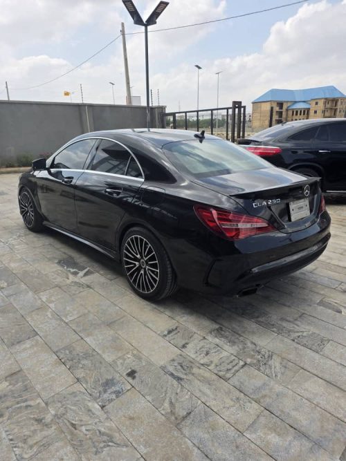 2015 CLA 250 BENZ