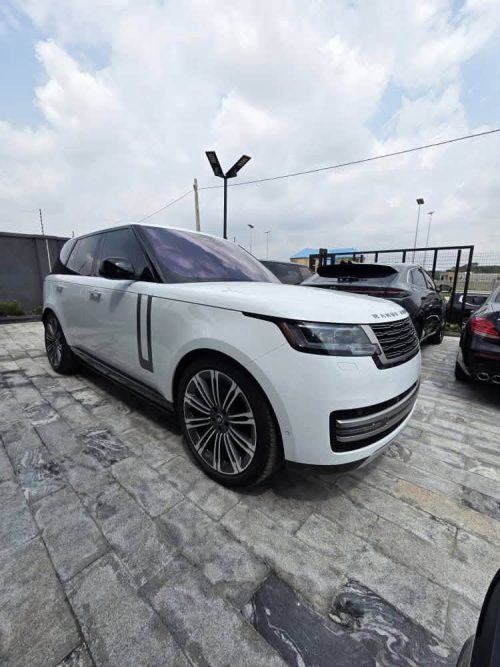 Range Rover 2024 model