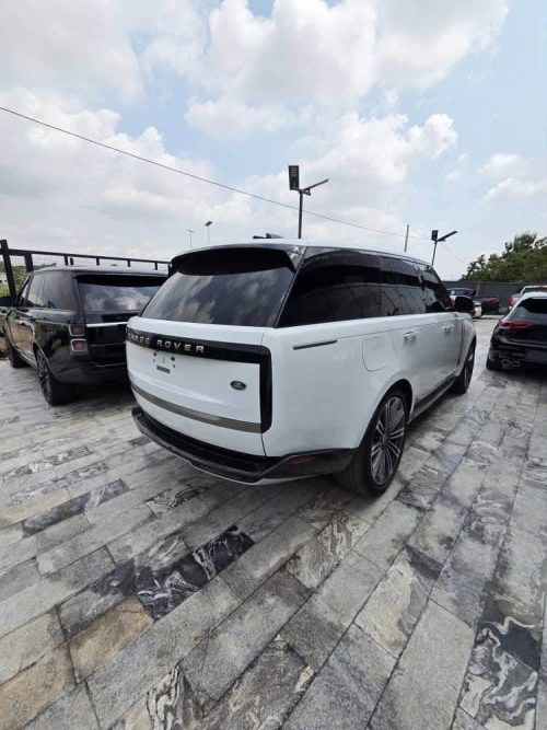 Range Rover 2024 model